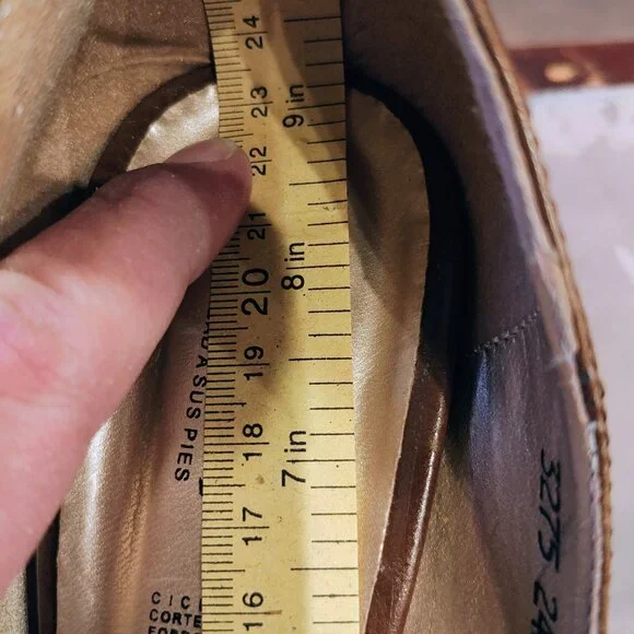 Grupo Vimoda Brown High Heels with Leopard Print Flowers, Size 6.5, Used - Picture 8 of 9